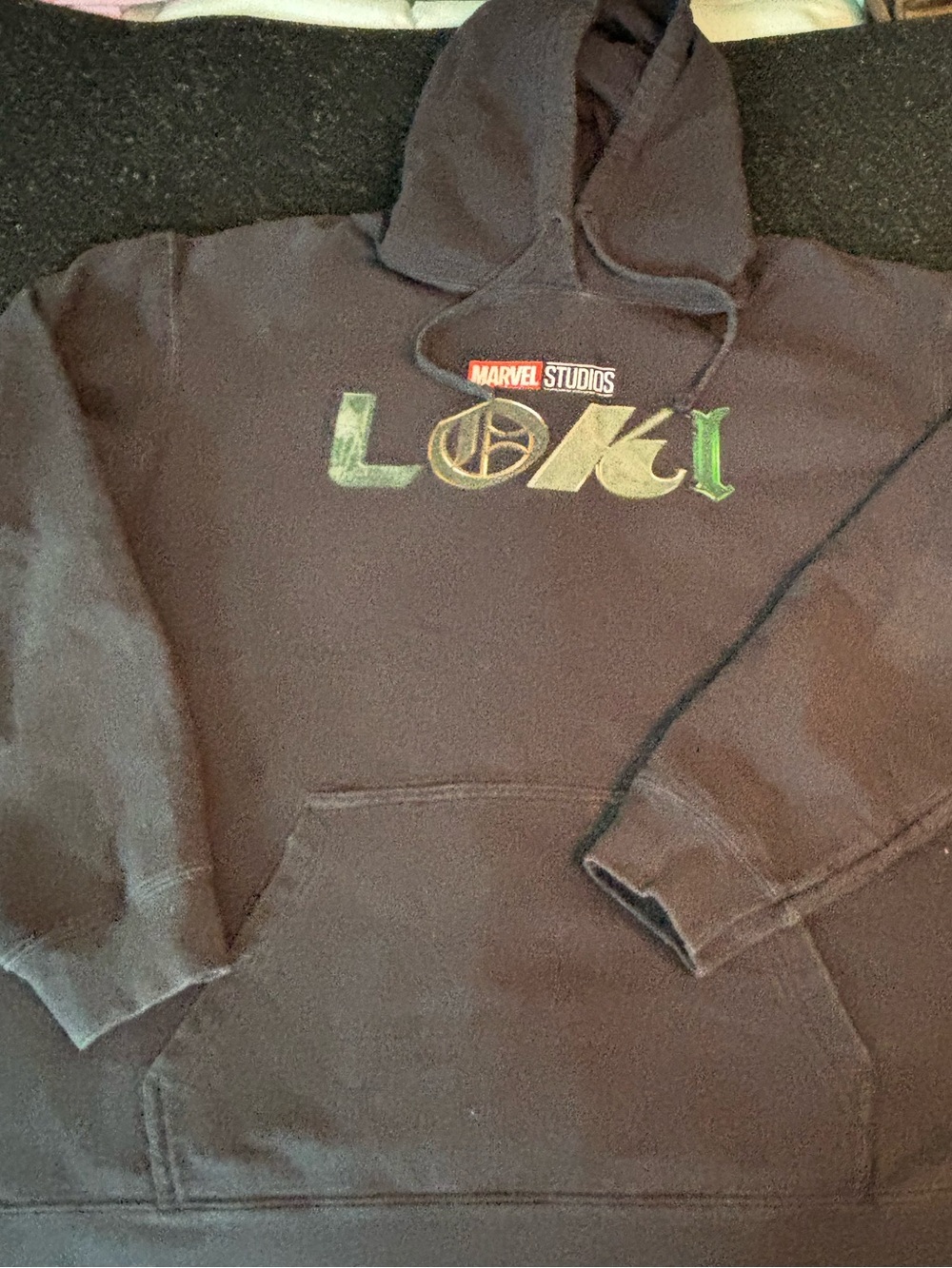 Marvel Studios Loki Hoodie Mens XL Black Green Logo Pullover Port & Company